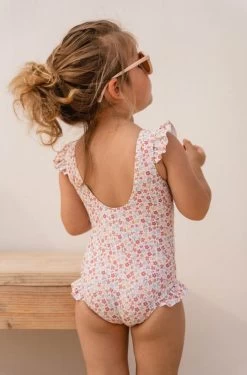 Little Dutch LD Ruffle Swimsuit 98/104 -Baby Products Store 0018396 little dutch bathsuit ruffles summer flowers 62 68 summer flowers 3 a278d8d9 2ac2 4976 b8b6 b7be939ed900
