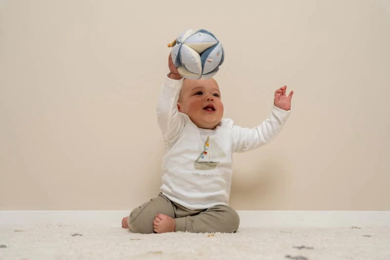 Little Dutch LD Gripping Ball 4 Little Dutch LD Gripping Ball - Image 4