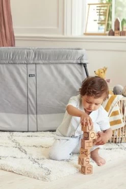 BabyBjörn Travel Cot Light -Baby Products Store 040248 travel crib light silver 2020 babybjorn 02