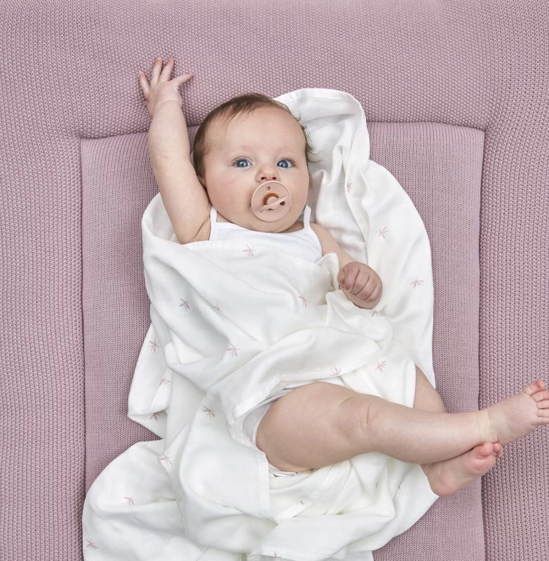 MrsKeizerBamboo Swaddle 3 MrsKeizerBamboo Swaddle - Image 3