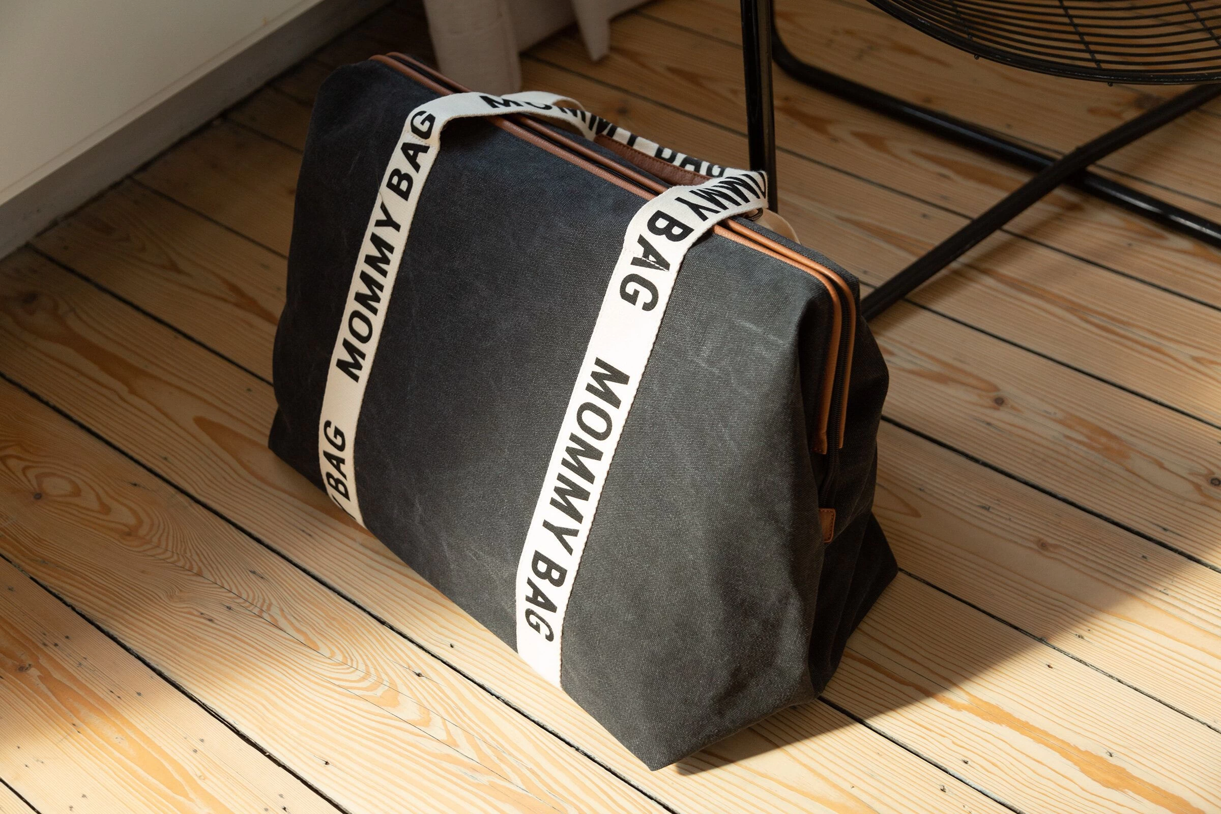 Childhome Mommy Bag Large Signature Canvas 4 Childhome Mommy Bag Large Signature Canvas - Image 4